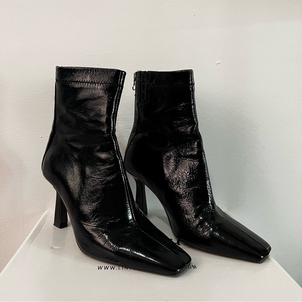 L’Intervalle Patent Leather Square Toe Boot